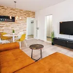 3-Bedroom Sea View Apartment - Balcony, Elevator - Spinut, Split